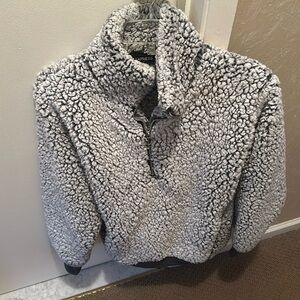 Express fuzzy 1/4 zip Sherpa